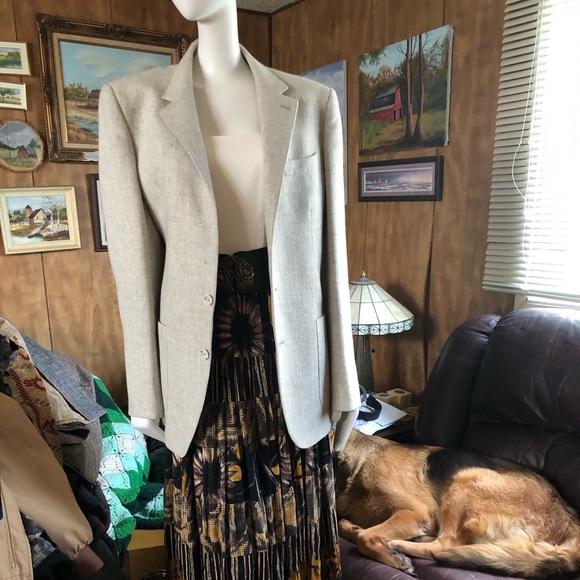 Gorgeous Vintage Oversized Wool Blazer - Picture 6 of 12